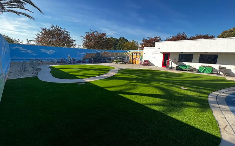 Commercial turf installation by HaloTurf, photo 4