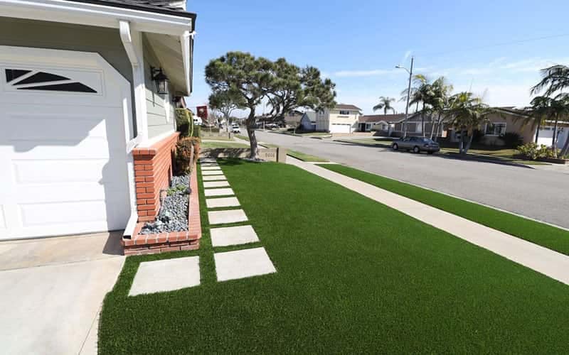 Turf cleaning installation by HaloTurf, photo 2